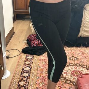 Vintage Adidas capri workout leggings